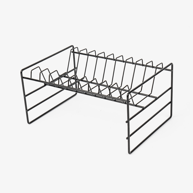 Svart multifunksjonelt oppbevaringsstativ for vask for redskaper