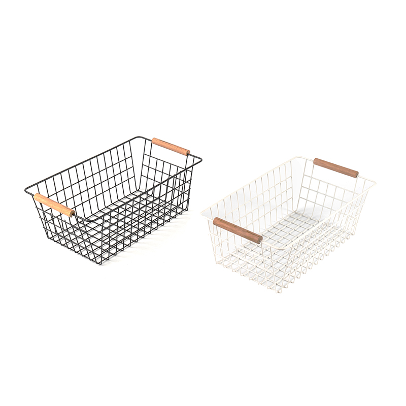 Oppbevaringskurv med trehåndtak